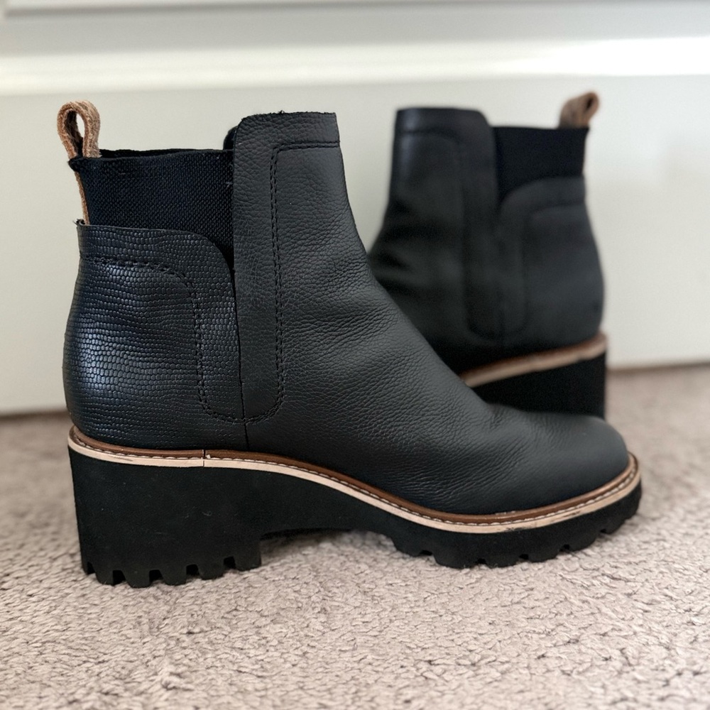 Dolce Vita Black Leather Chelsea Lug Boots with Tan Trim
